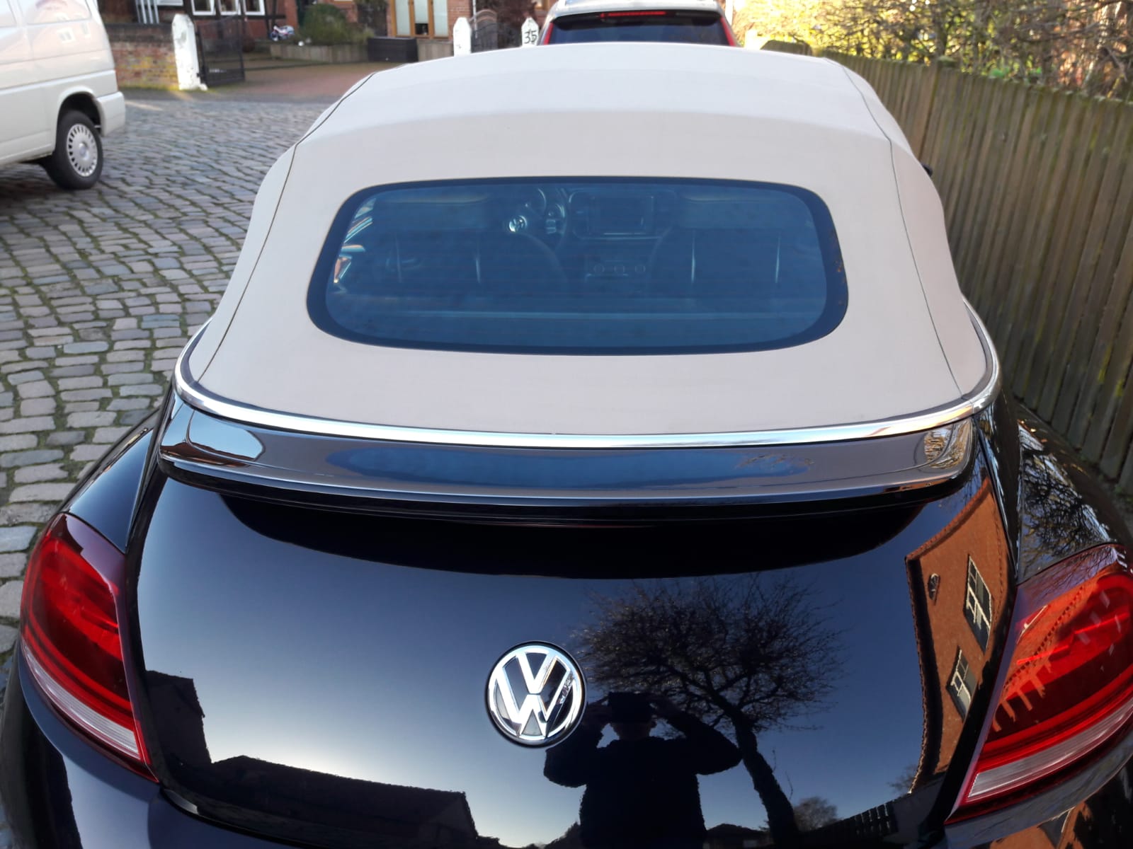 Cabrio-Stoffverdeck nach der Reinigung